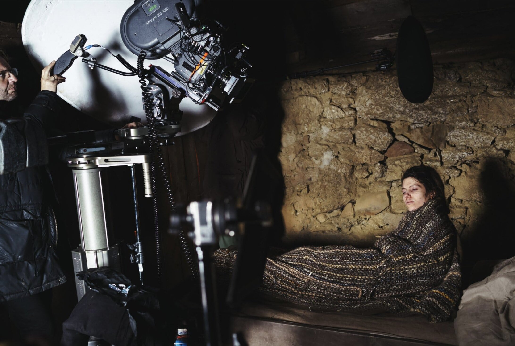 Martin Gschlacht won the Silver Bear for Outstanding Artistic Contribution for his cinematography in “Des Teufels Bad”