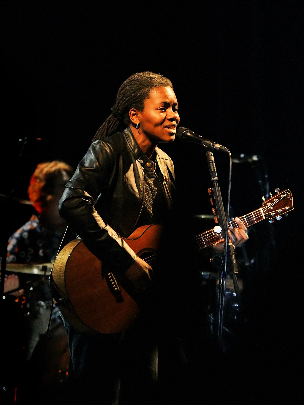 Tracy Chapman performing in Belgium in 2009