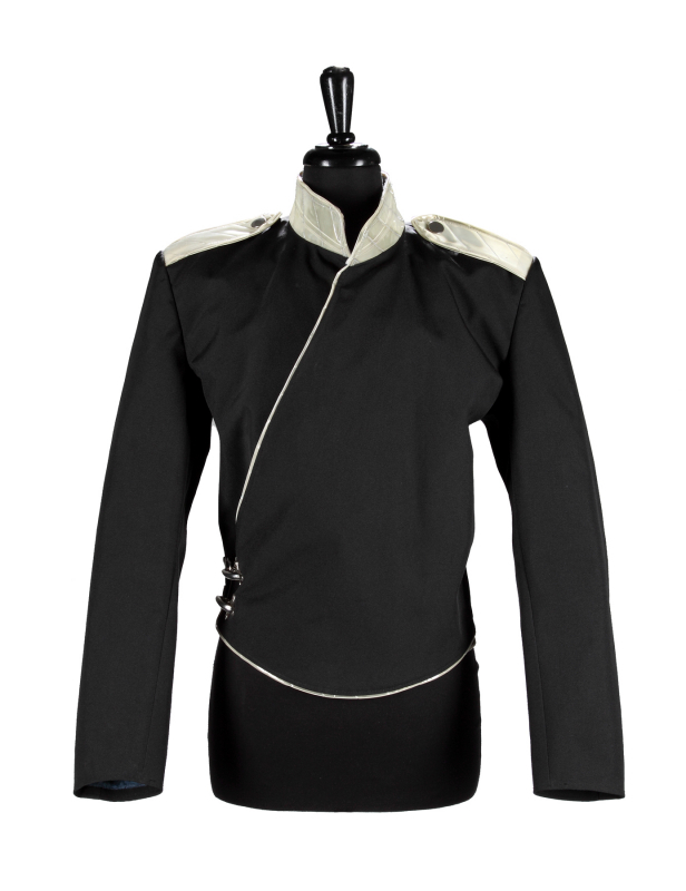 Michael Jackson’s jacket is for auction