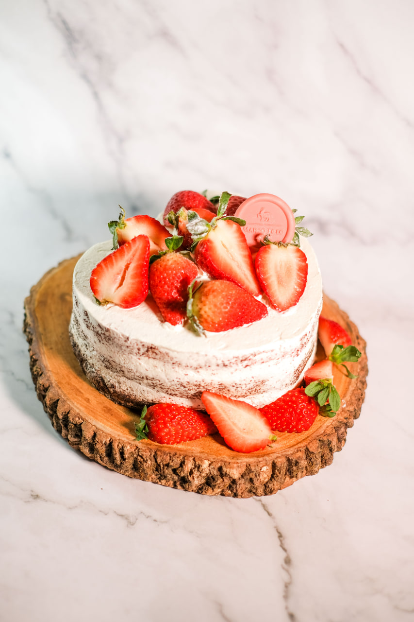 Café Pronto's Sweetheart Chocolate Naked Cake