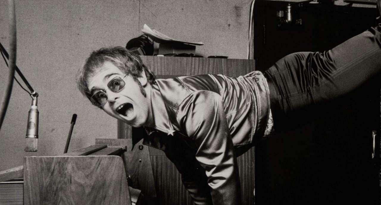 Elton John’s ‘Goodbye Peachtree Road’ Auction Obtains $8 Million