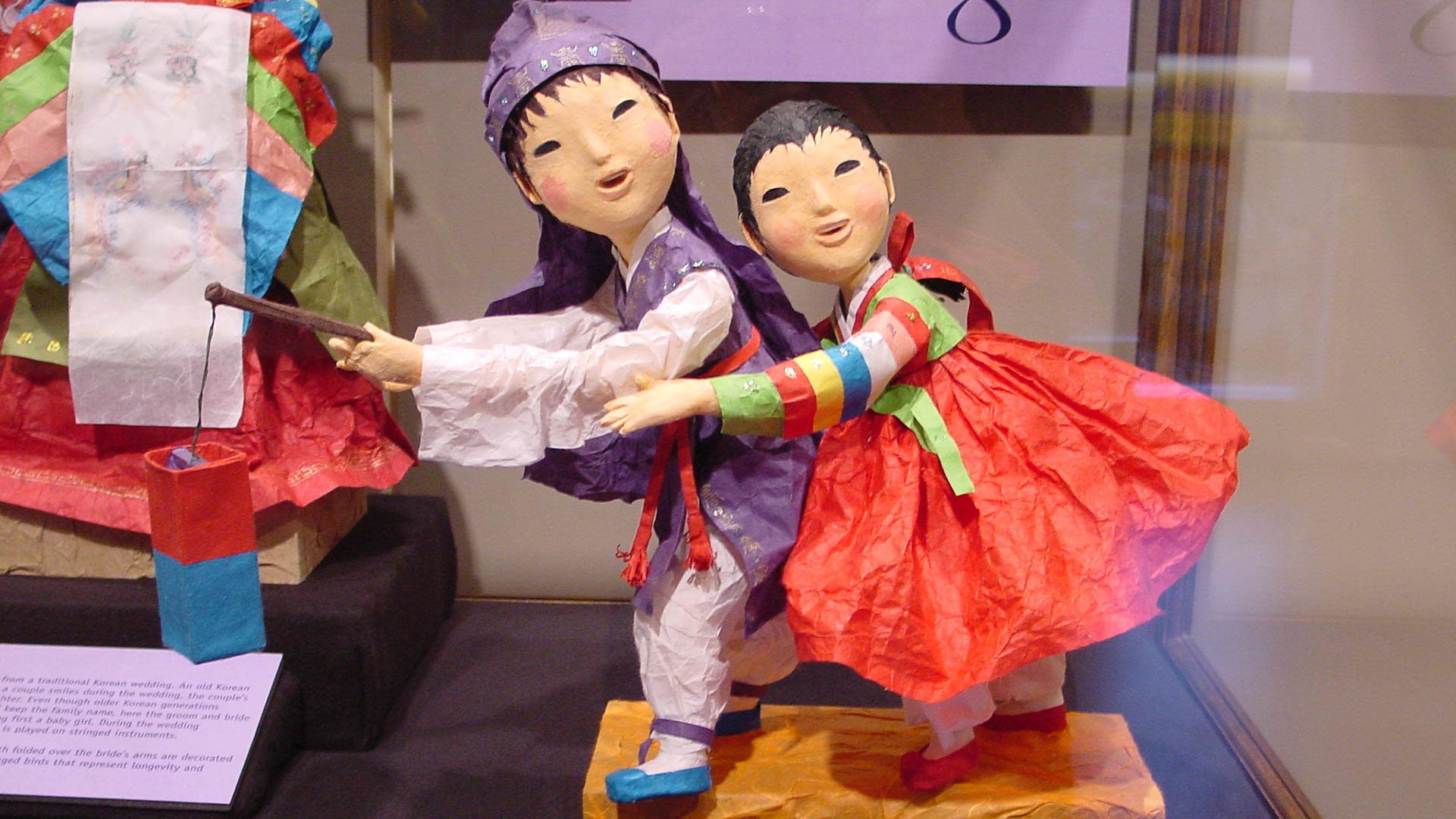 Korean paper dolls made from layers of Hanji