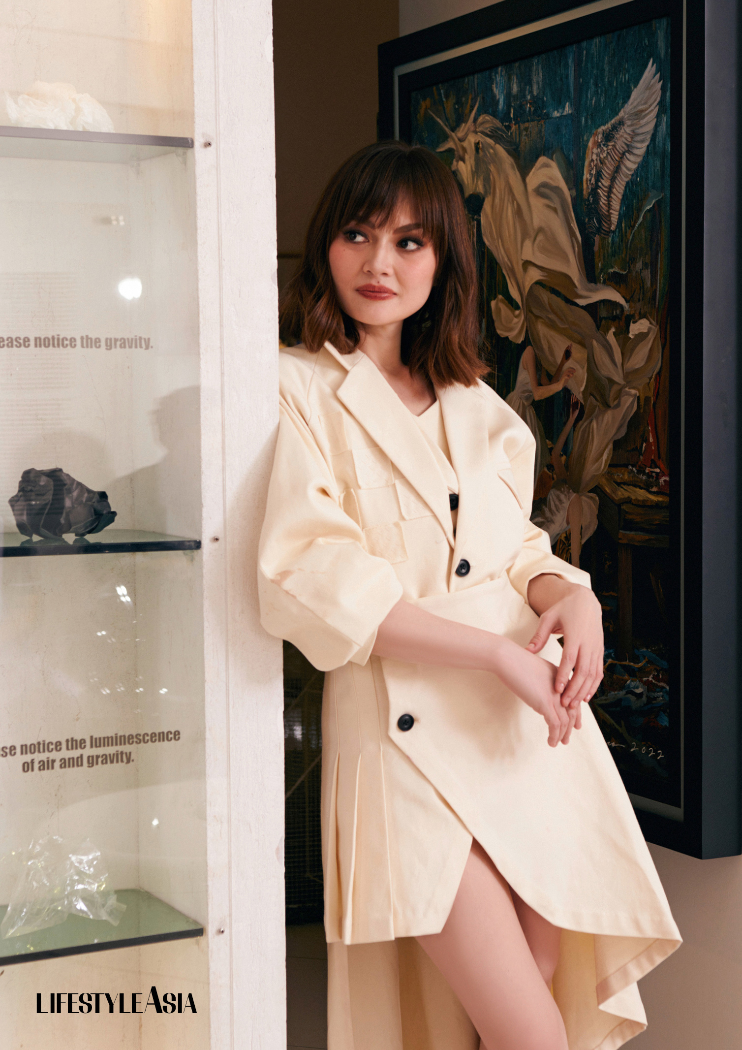 Cream oversized blazer and matching asymmetric skirt, AKIO BARREIRO