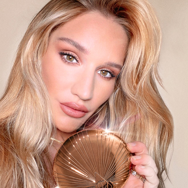 The refillable Charlotte Tilbury Airbrush Bronzer