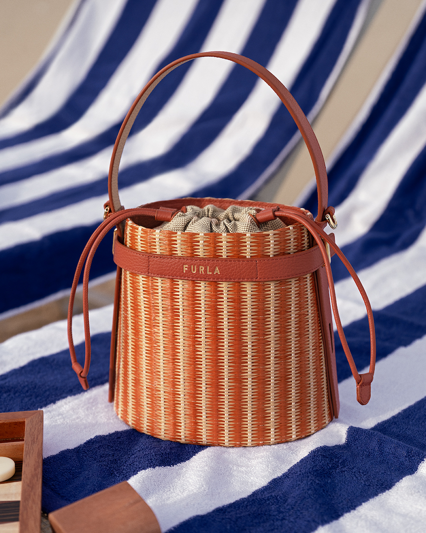 Summer Bag: Furla Giove Bucket