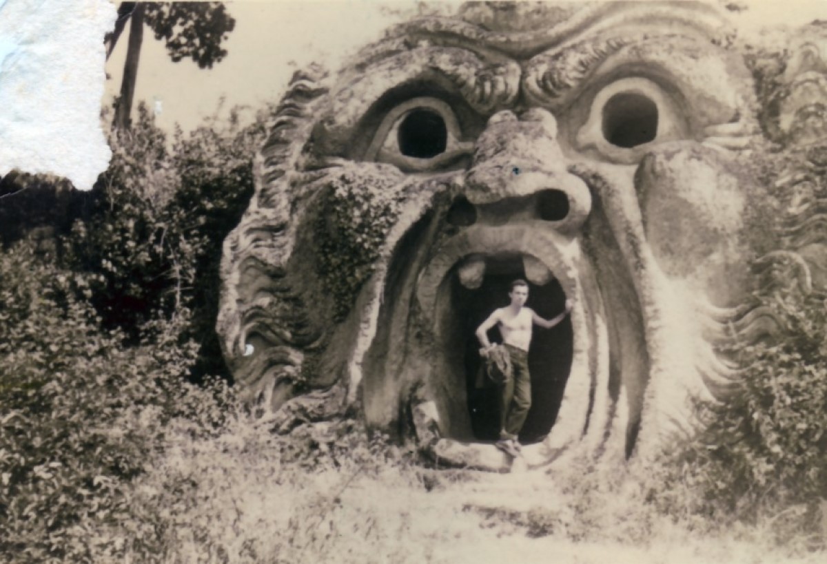 A picture of Sansó with his subject in the left painting