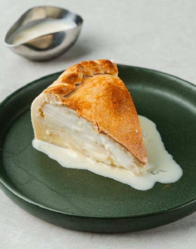 TOP LEFT: 24-hour Sous-Vide Crispy Pork Pata On Macadamia Kare-Kare; TOP RIGHT: Vuco Fye ; BOTTOM LEFT: Fritto Misto Battered Prawns, Tawilis and Vegetables with Calamansi Aioli ; BOTTOM RIGHT: Chilean Mussels Green Curry and Coconut