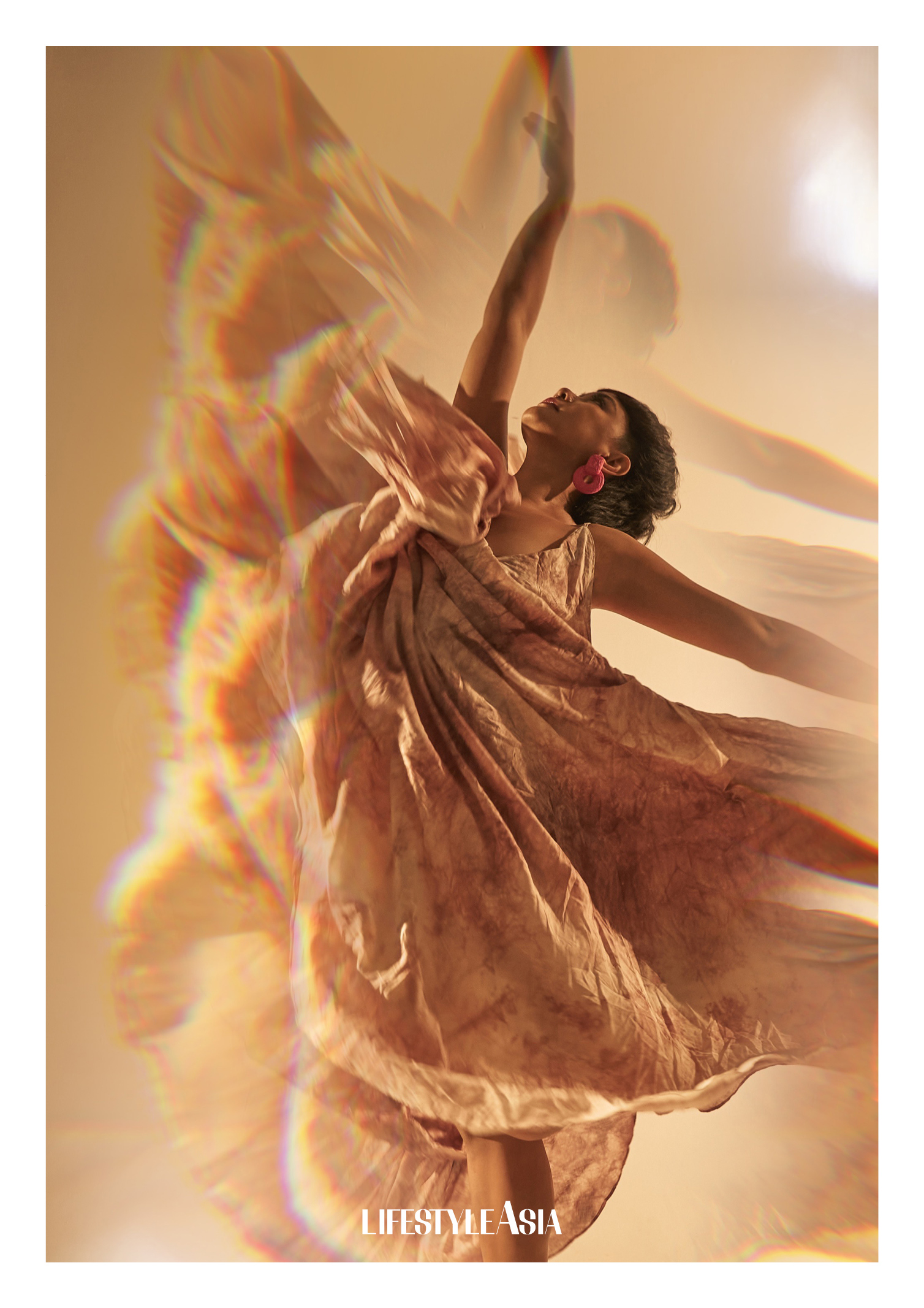 With her extensive experience in the industry, Ea has valuable advice for aspiring dancers and choreographers. She emphasizes the importance of patience and perseverance, as mastery takes time and repetition. She advises prioritizing technique and then focusing on artistry. 