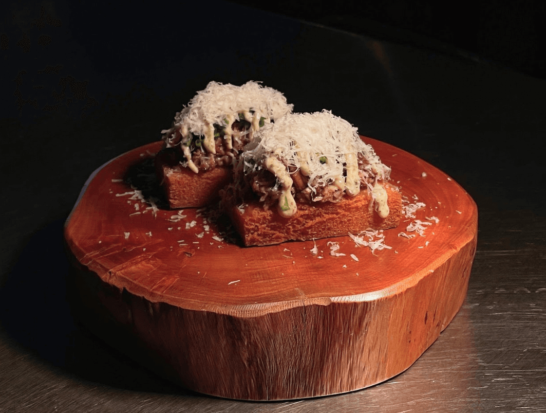 MIDDLE (L-R): Roast Pork Laksa and Beef Lechon Toast