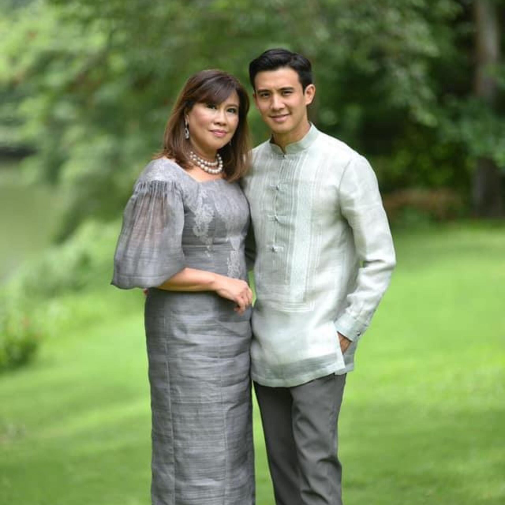 LA Asks What Will Society Gentlemen Gift Their Moms?