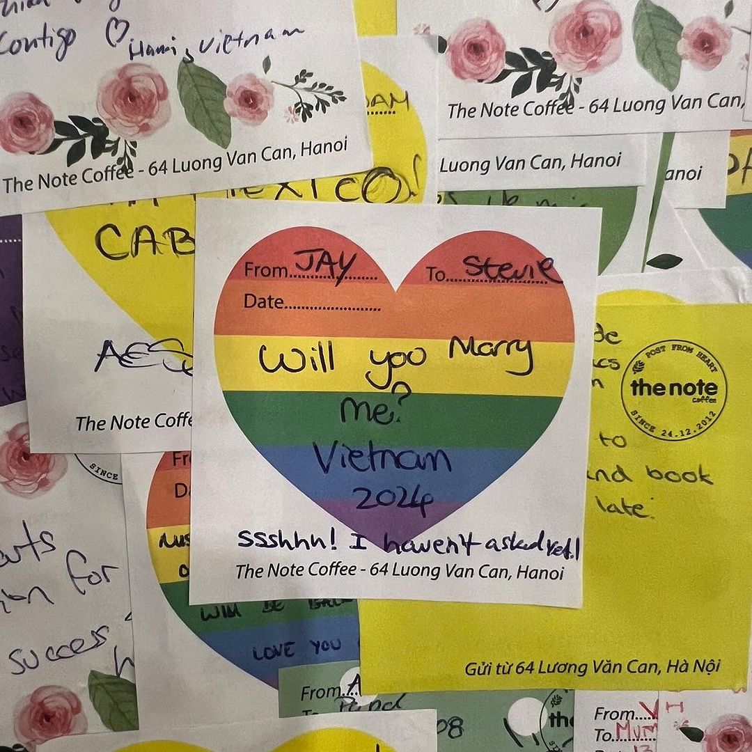 Egg coffee at The Note Coffee and a sweet note from the hundreds on its walls and tables