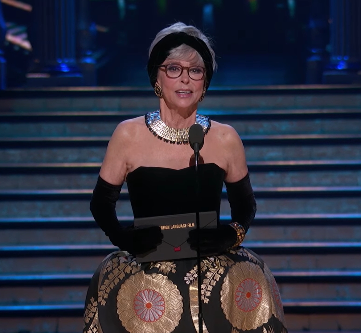 Rita Moreno presenting an Oscar in 2018