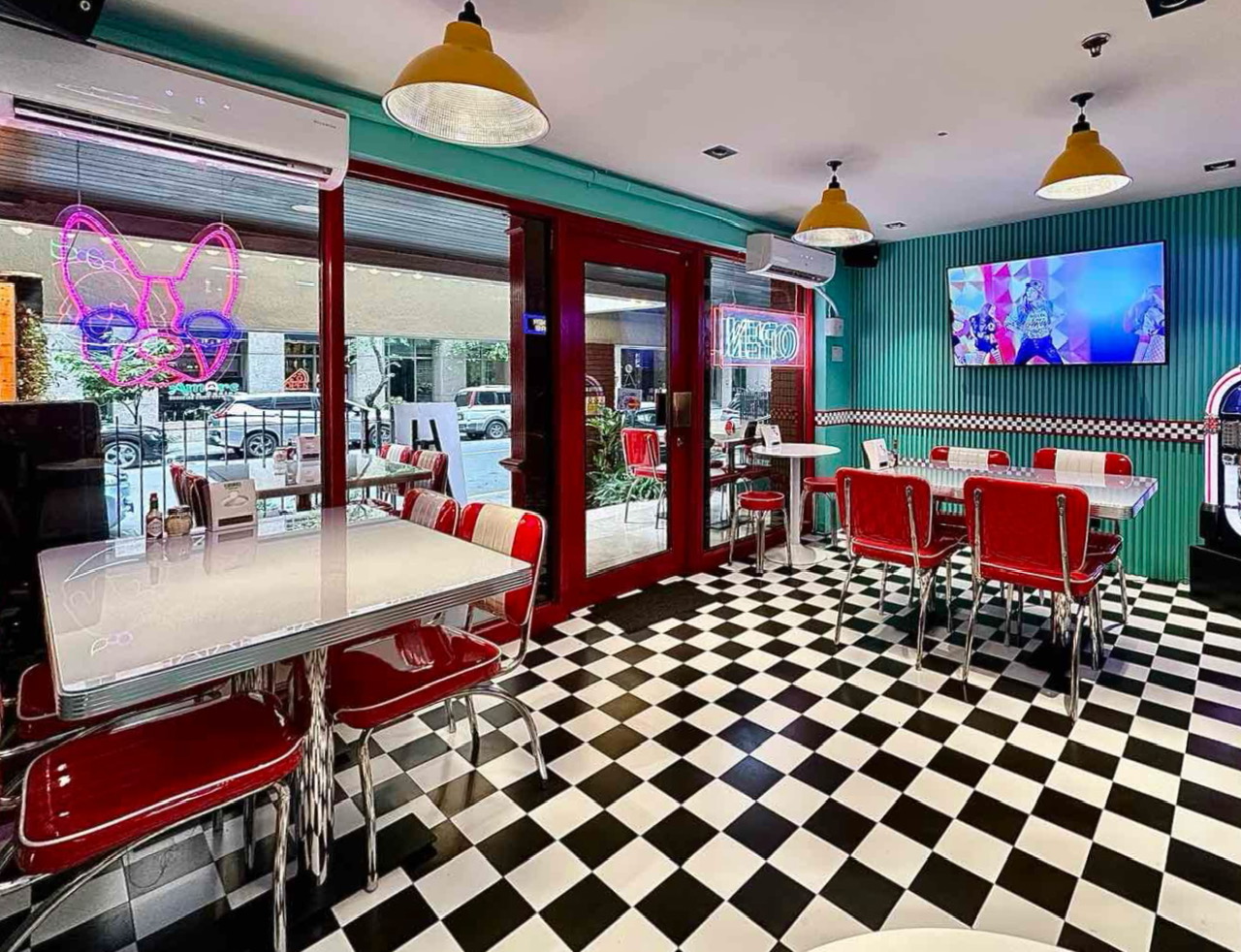 A fun and playful K-pop inspired diner in Legaspi Village, Makati