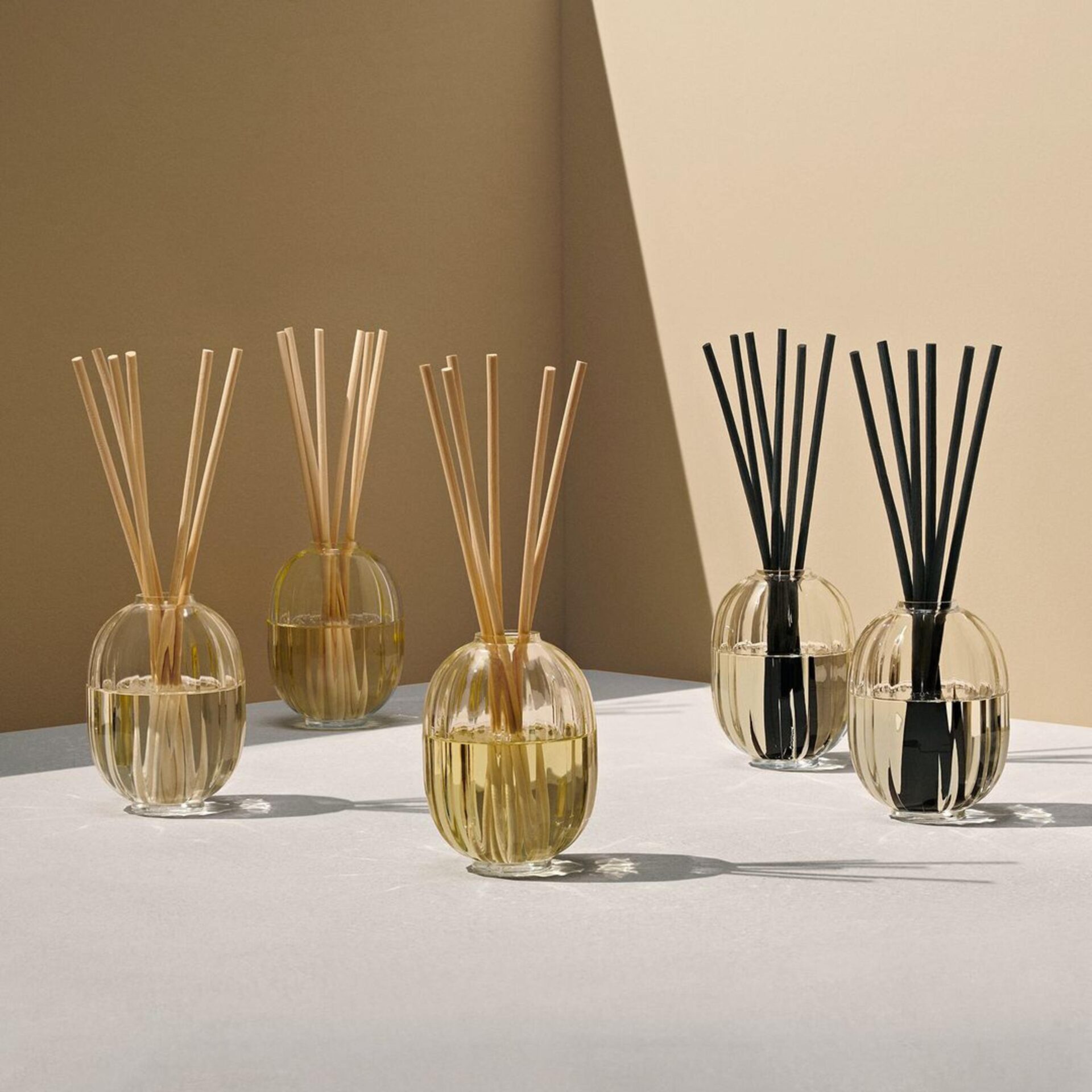 5 Reed Diffusers That Make An Inviting Home Ambiance