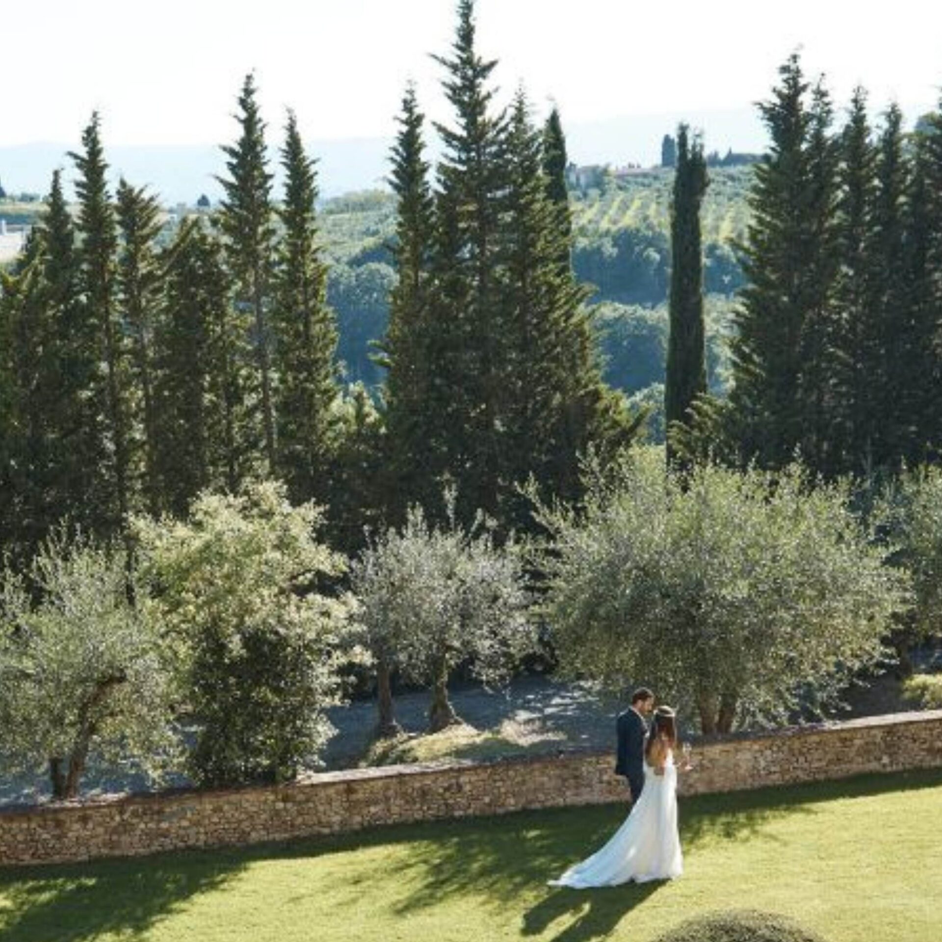 5 Unconventional Wedding Venues To Start Forever In