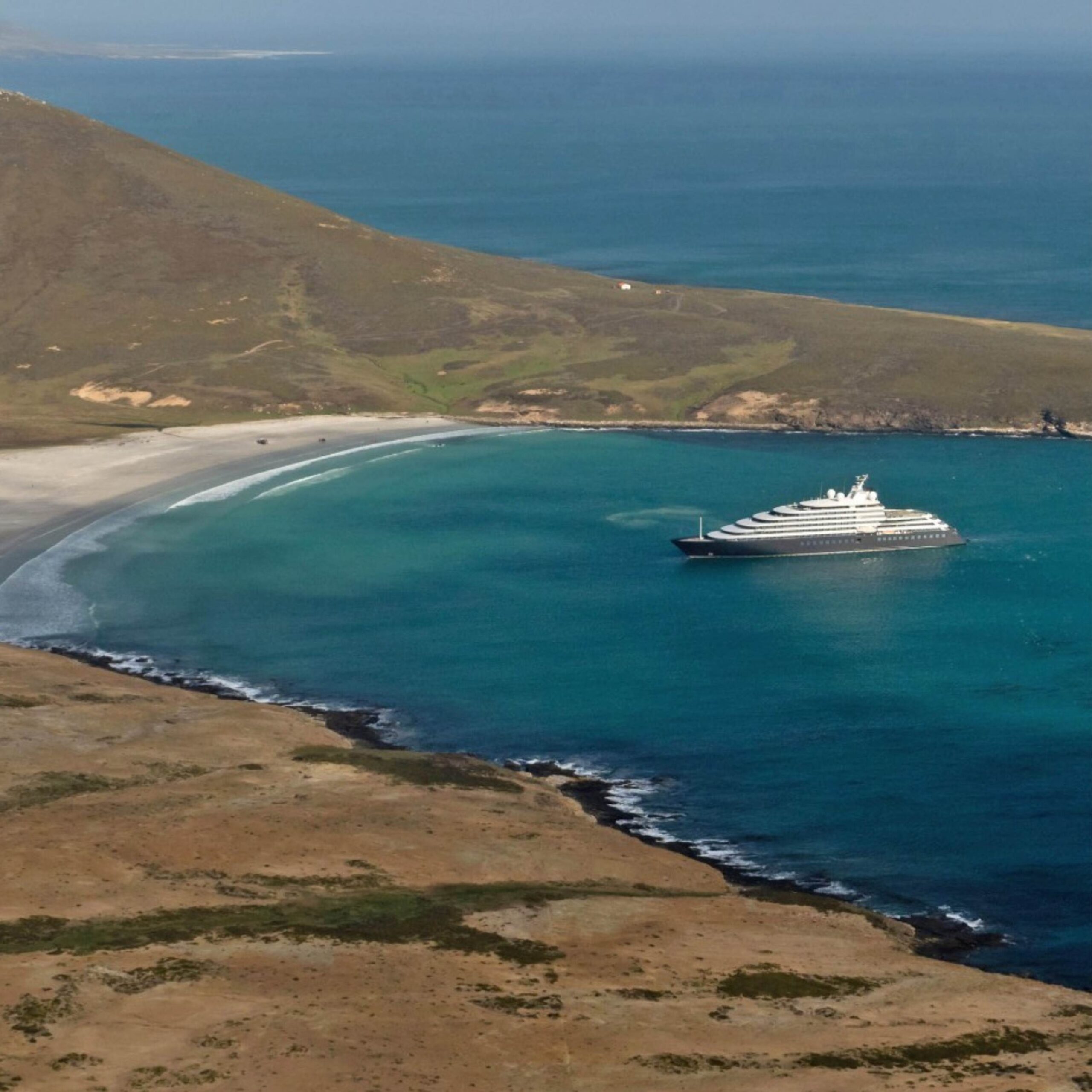 Discover Secluded Havens With These 3 Yacht Cruises