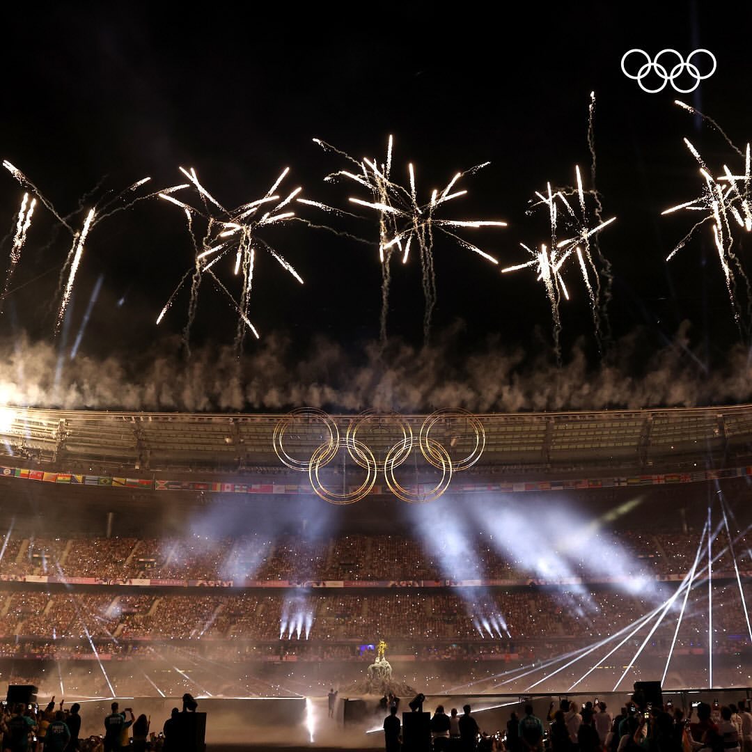 The dazzling Olympic Rings show