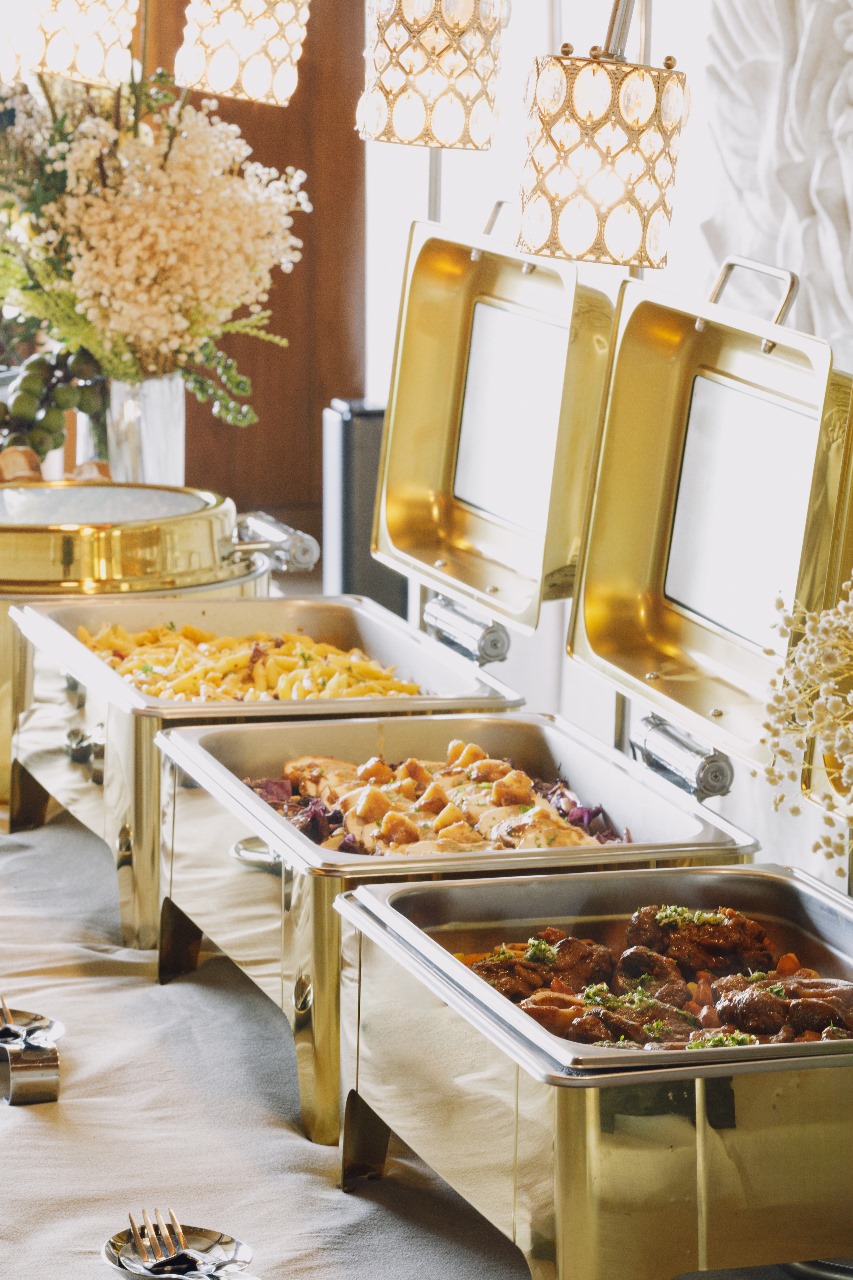 Lakehall Banquet offers a wide range of contemporary Asian and Western cuisines.