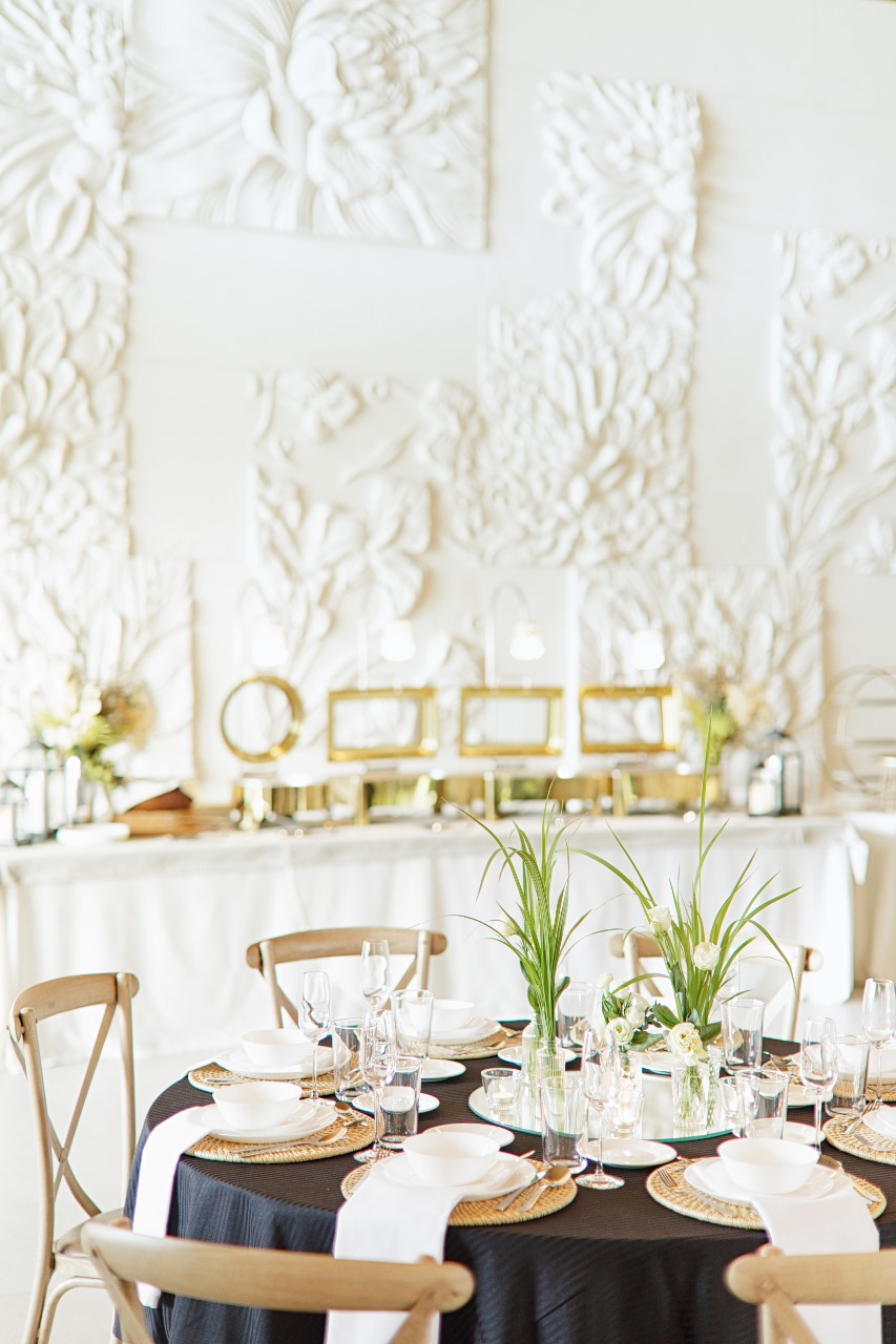 Lakehall Banquet offers a wide range of contemporary Asian and Western cuisines.