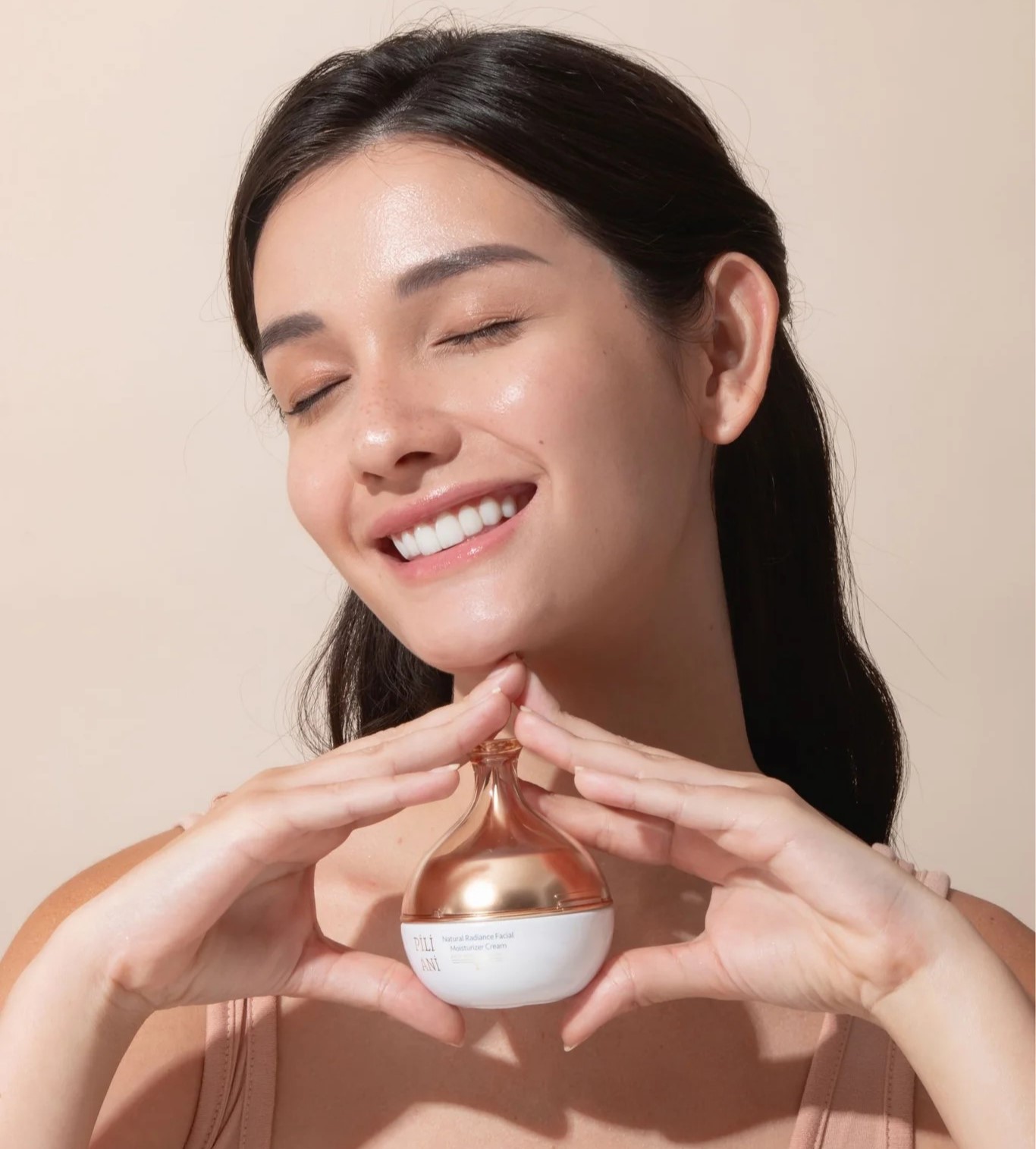 Natural Radiance Facial Moisturizer Cream from Pili Ani