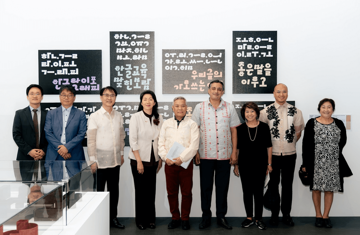 L-R: Kim Myeongjin, director of the Korean Cultural Center in the Philippines; Kim Il-hwan, director of the National Hangeul Museum; His Excellency Lee Sang-hwa, Korean Ambassador to the Philippines; Her Excellency Son Ji-ae, Ambassador for Cultural Cooperation under the Ministry of Foreign Affairs; Eric Zarrudo, executive director of the National Commission for Culture and the Arts; Jeremy Barns, director General of the National Museum of the Philippines; Tina Colayco, president of The Metropolitan Museum of Manila; Jorell Legaspi, deputy director general of the National Museum of the Philippines; Elba Cruz, chief curator of the Manila Clock Tower Museum.
