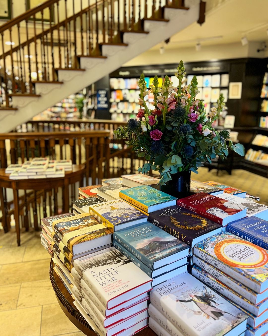 Inside Hatchards Piccadilly,London