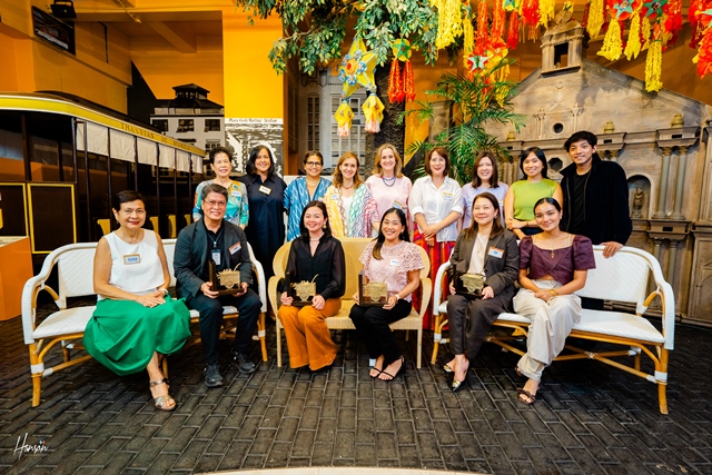 Museo Pambata board of trustees Reggie Aguinaldo, Bubu Andres, and Maricris Bernardino; Museo Pambata president Bambi Mañosa-Tanjutco, Museo Pambata vice president Sofia Zobel Elizalde; Museo Pambata board of trustees Wilma Huang and Trina Borromeo; Issa Barte of Arkipelago Mundo; and Gab Mejia of Arkipelago Mundo
