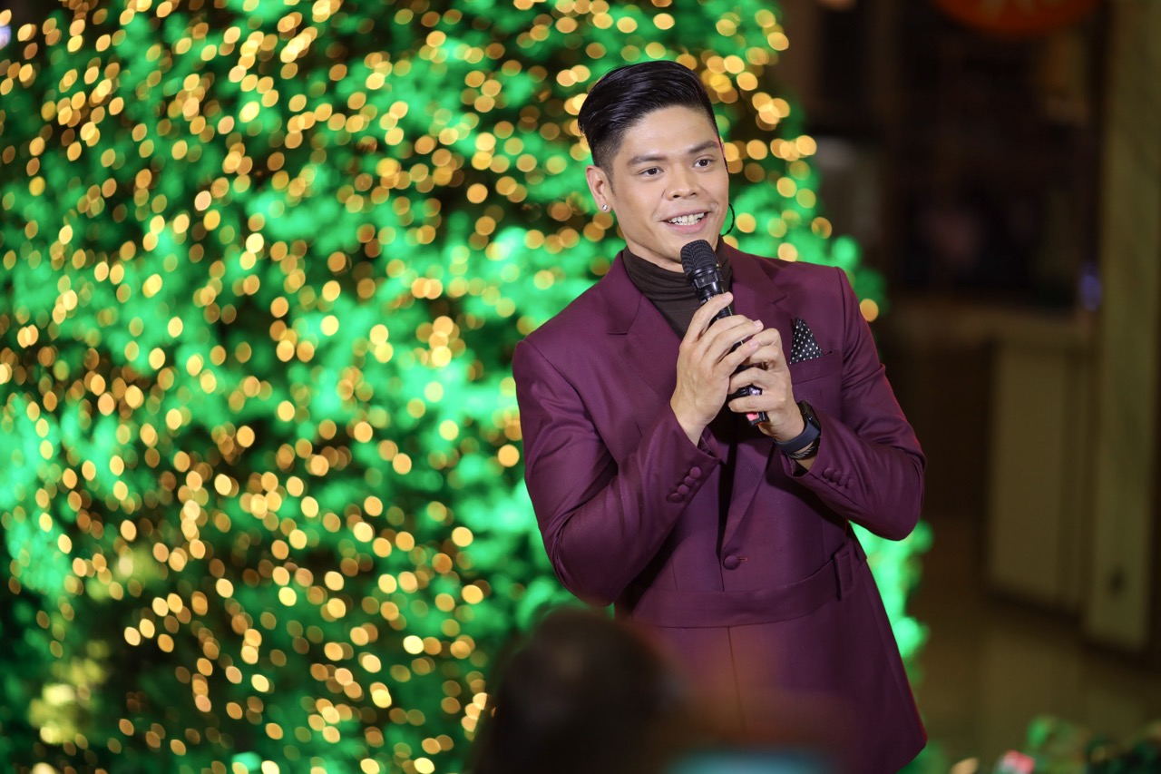 Arman Ferrer, Shiela Valderama, and Imusicapella