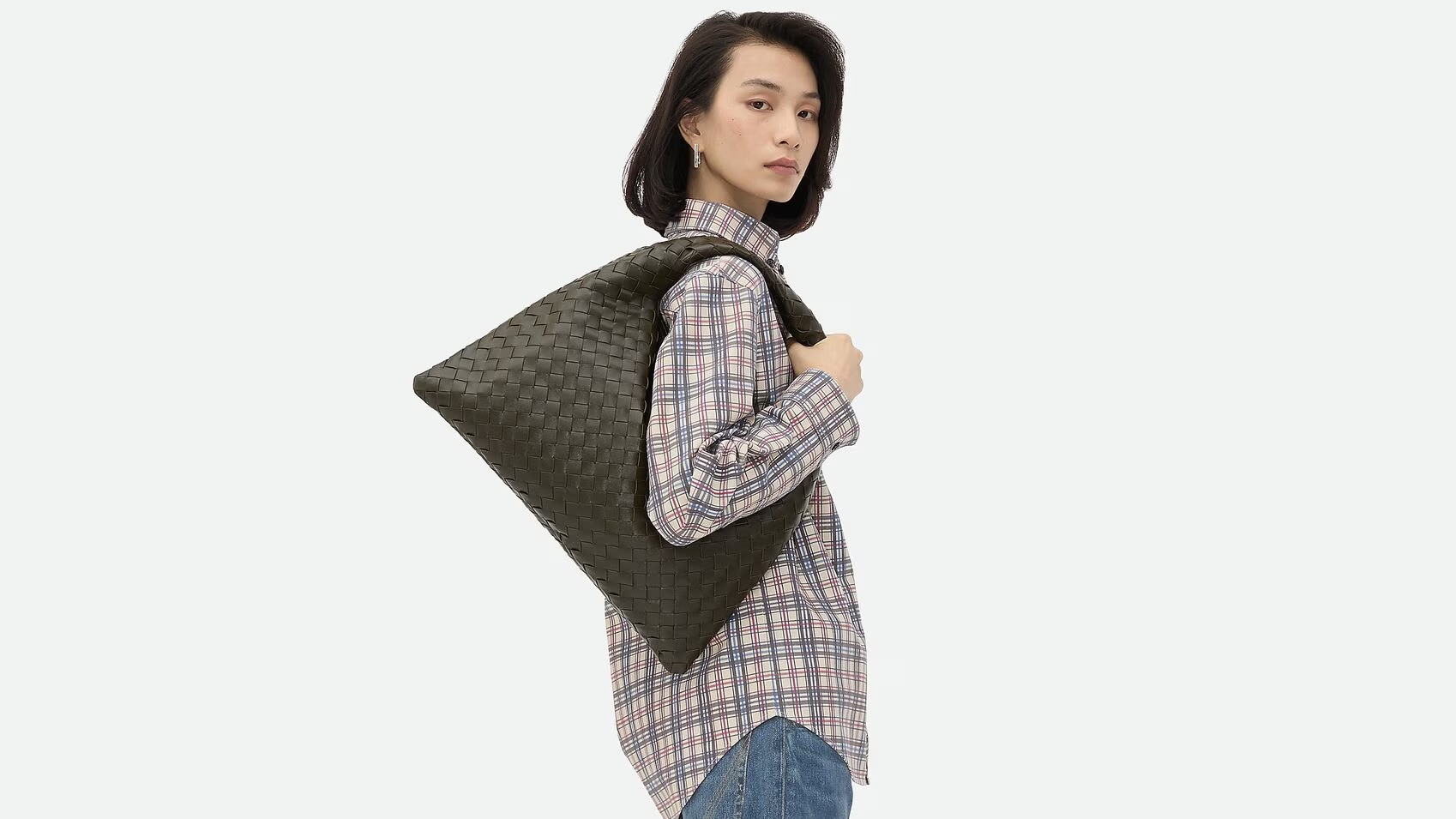 Unstructured Bags Match Your Mood With These 5 Unstructured Bags