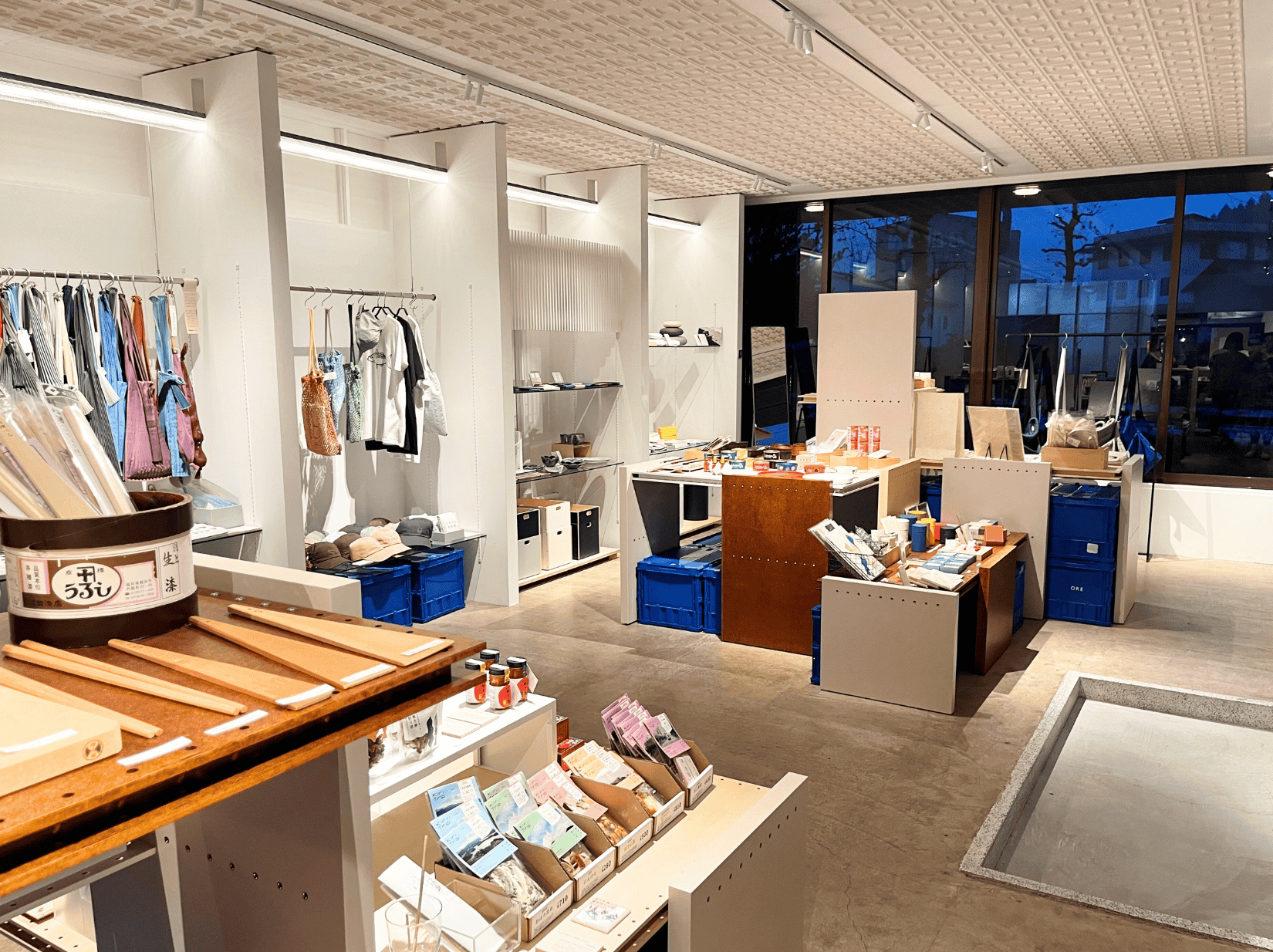 Sava! Store carries a curated selection of innovative and trendy products designed and crafted in Fukui Japan