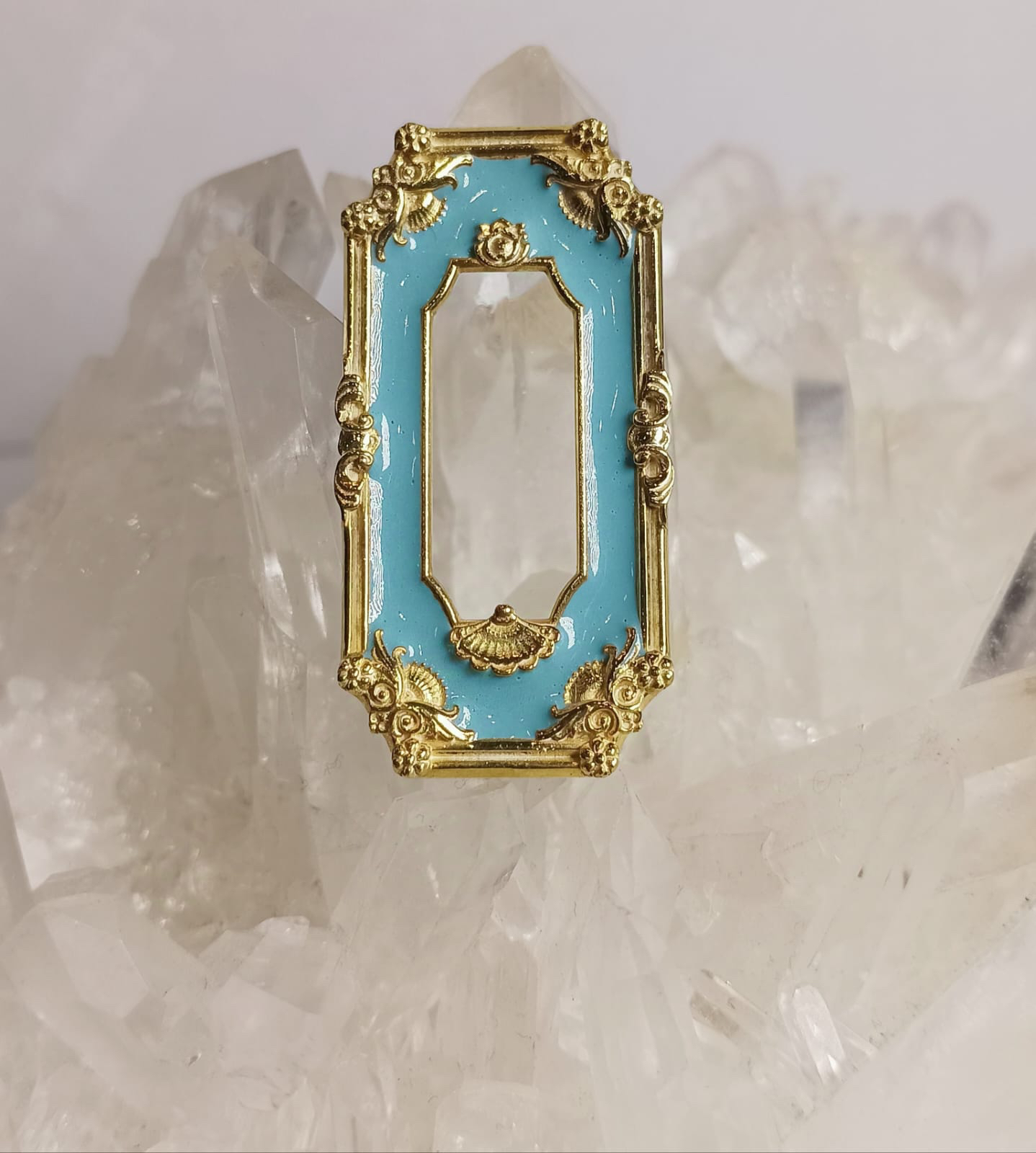 Brooch baroque cadre rectangular with blue enamel silver plated in yellow gold pin by Janina Dizon