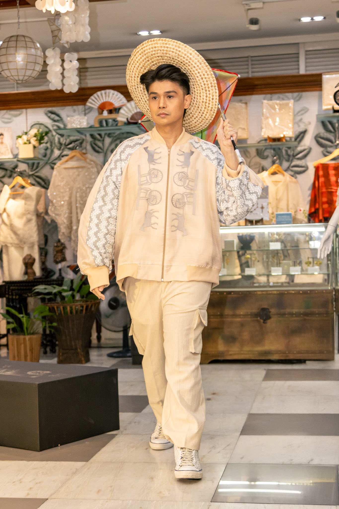 Happy Andrada and Tesoros Turned Traditional Fabrics Chic 