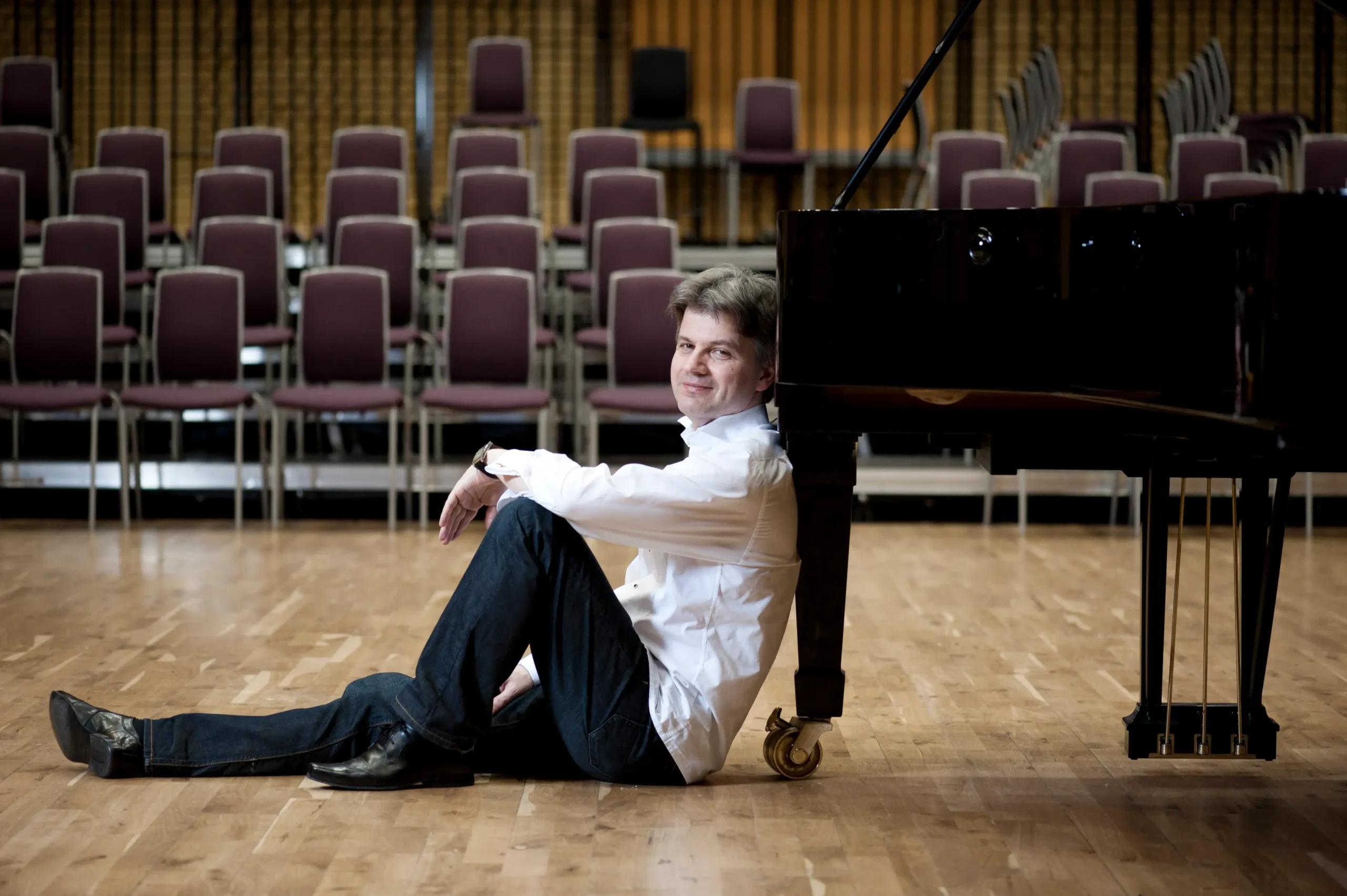 British pianist Mark Bebbington