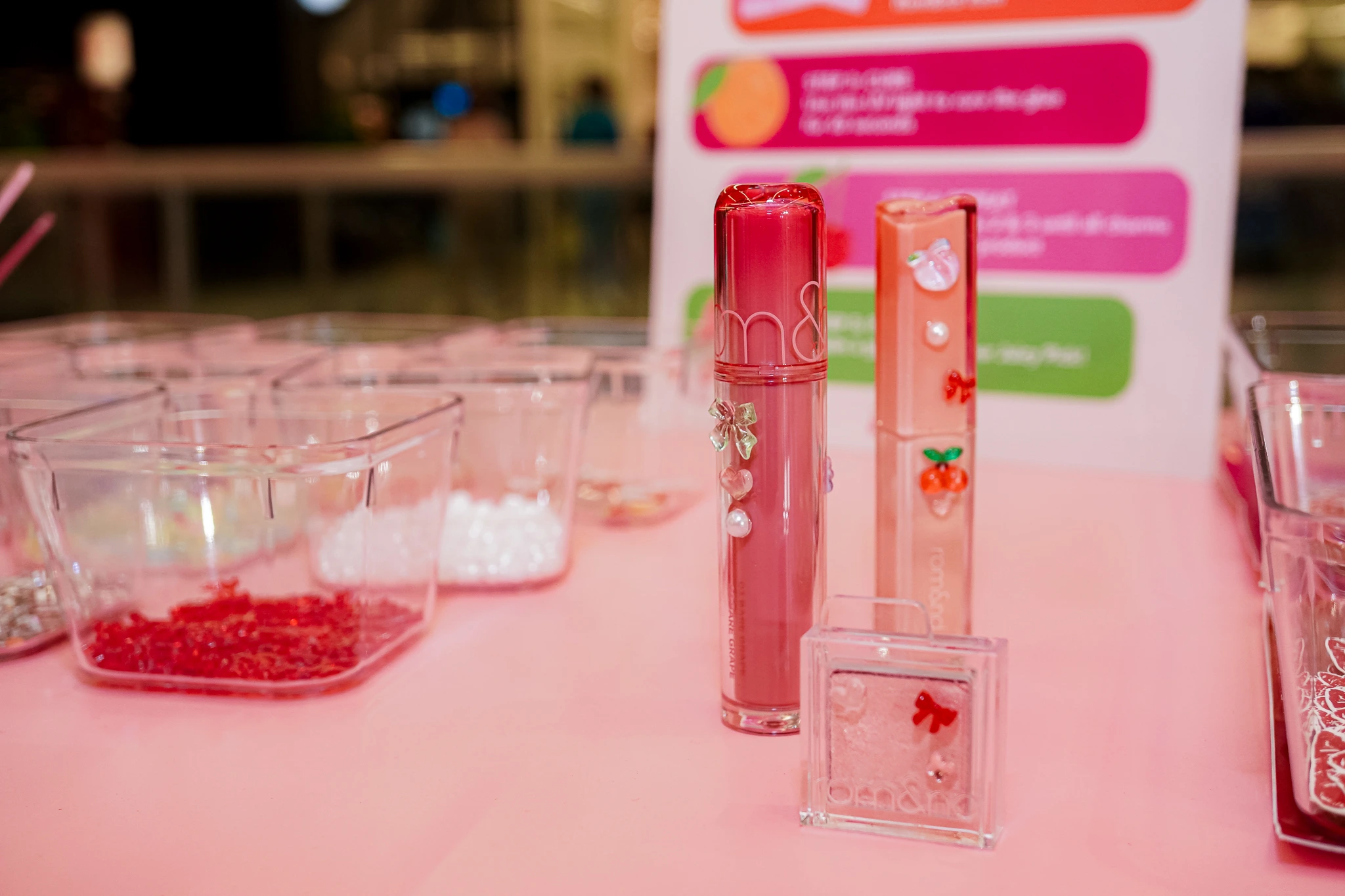 DIY Booth at the Rom&nd Juicy Market