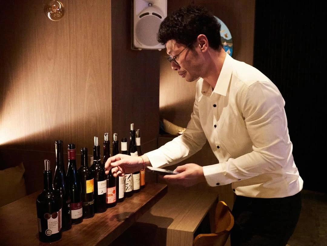 Sommly AI vs Human tasting