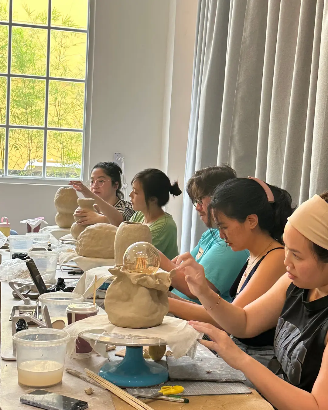 Workshops at the Makati art space are fun and invitin