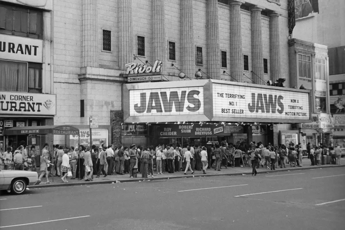 Moviegoers lineup around the block to watch "Jaws" in the summer of 1975/Photo courtesy of AOL