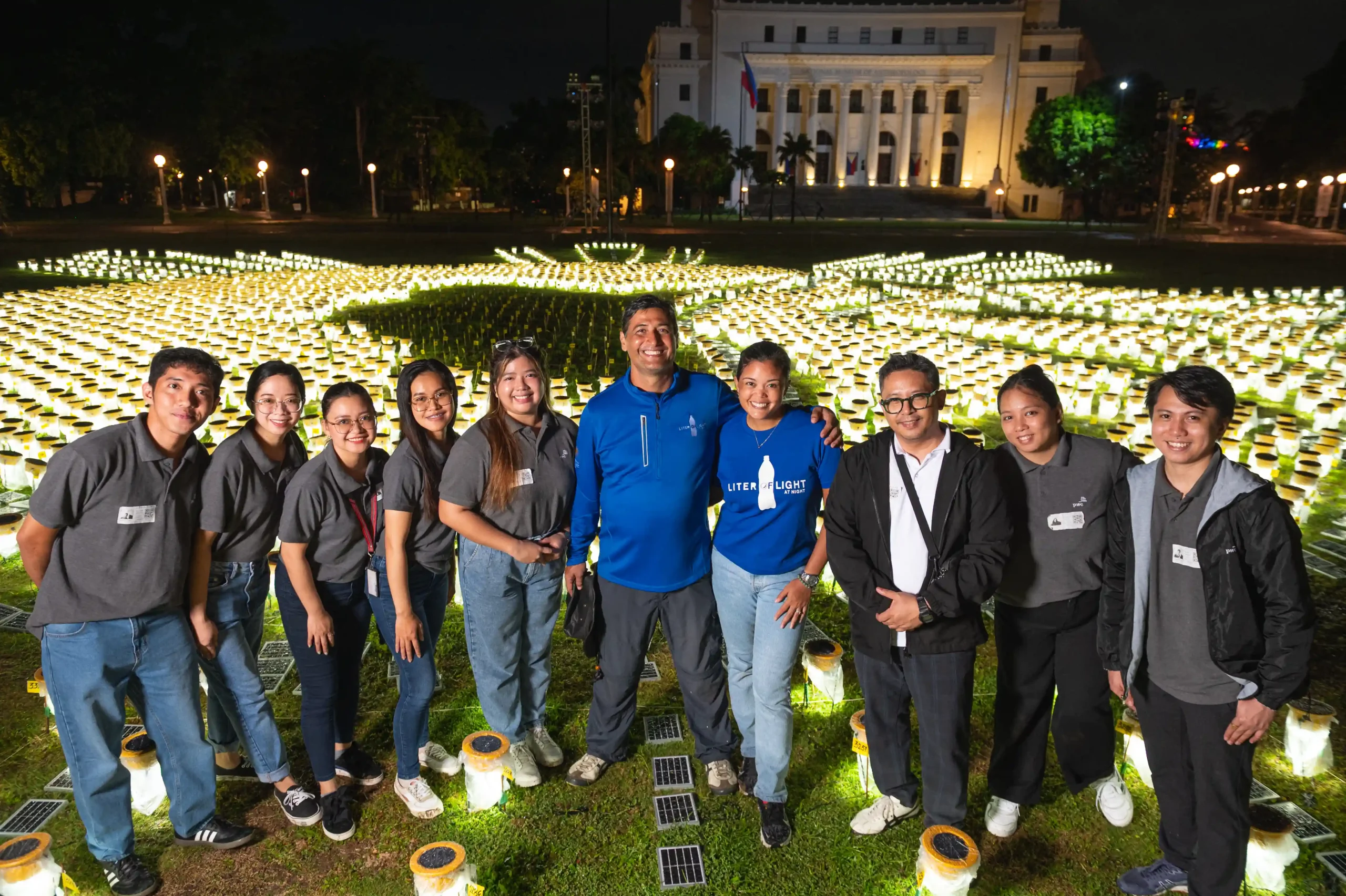 Illac Diaz and Ami Valdemoro Diaz with representatives from PwC Philippines supporting the initiative/Photo by Derrick Lim
