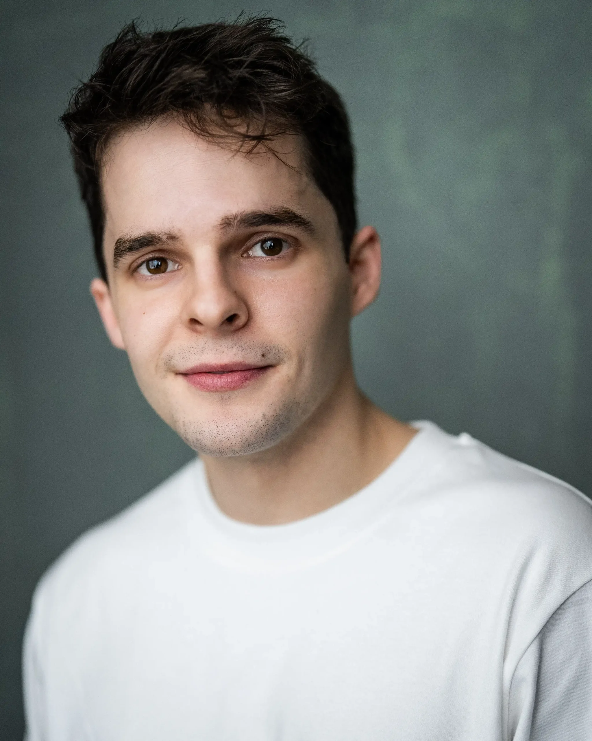 Ellis Kirk as Evan Hansen; Zoë Athena as Zoe Murphy in the international tour of Dear Evan Hansen