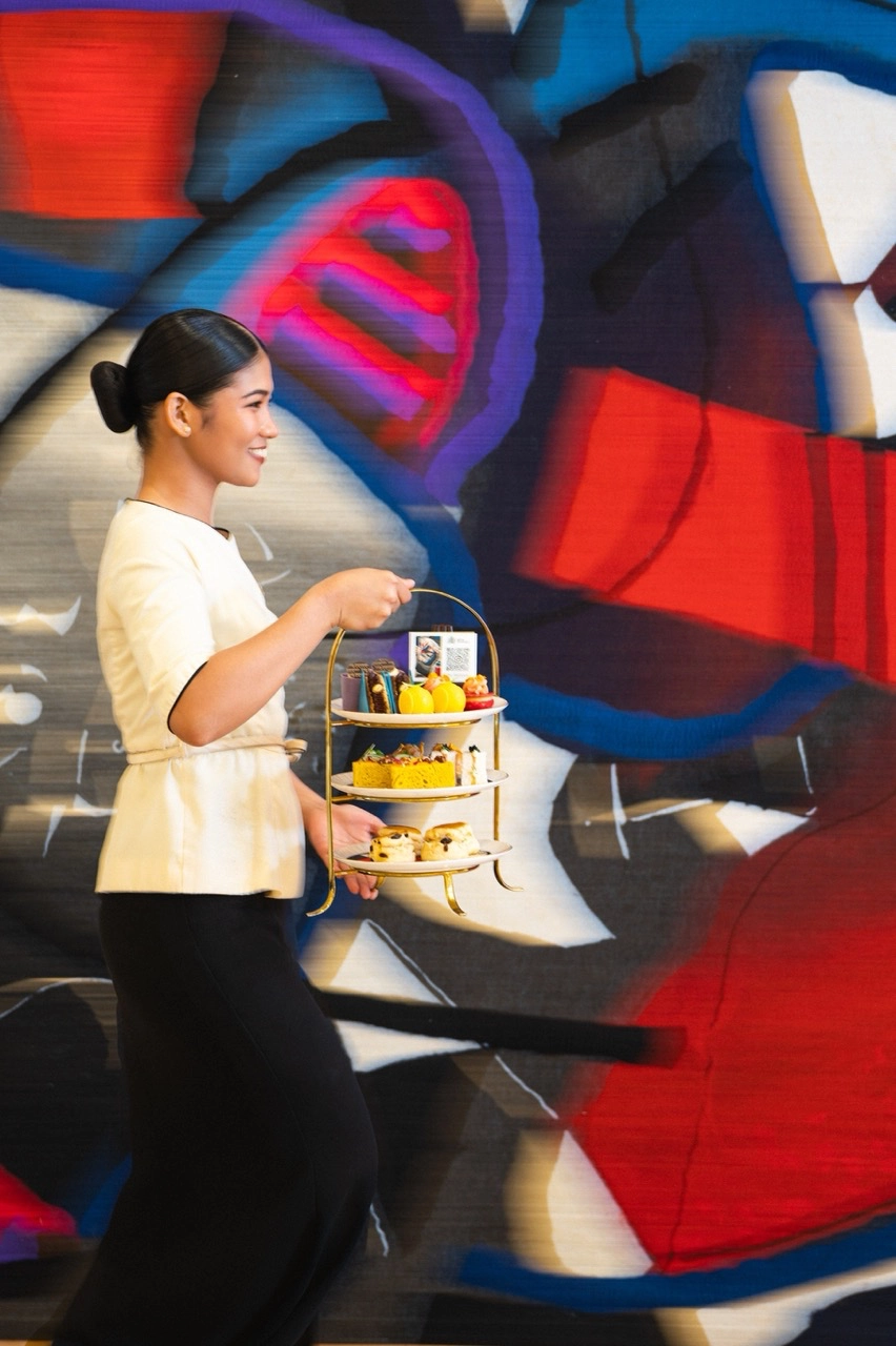 “Art In Resonance” Returns With A Series Of Rare Tapestries by Federico Aguilar Alcuaz