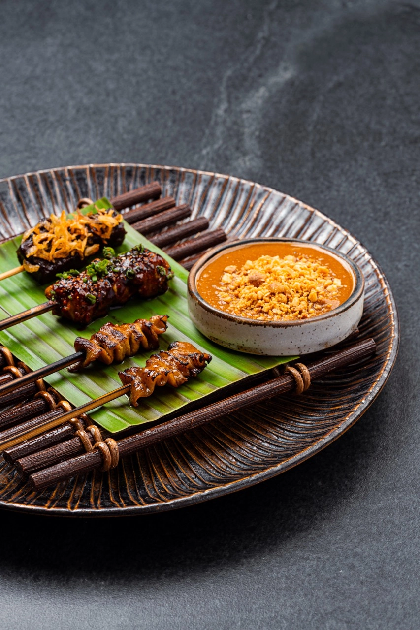 Tiyula Itum and Bakwan Kepiting; Satti x Satay