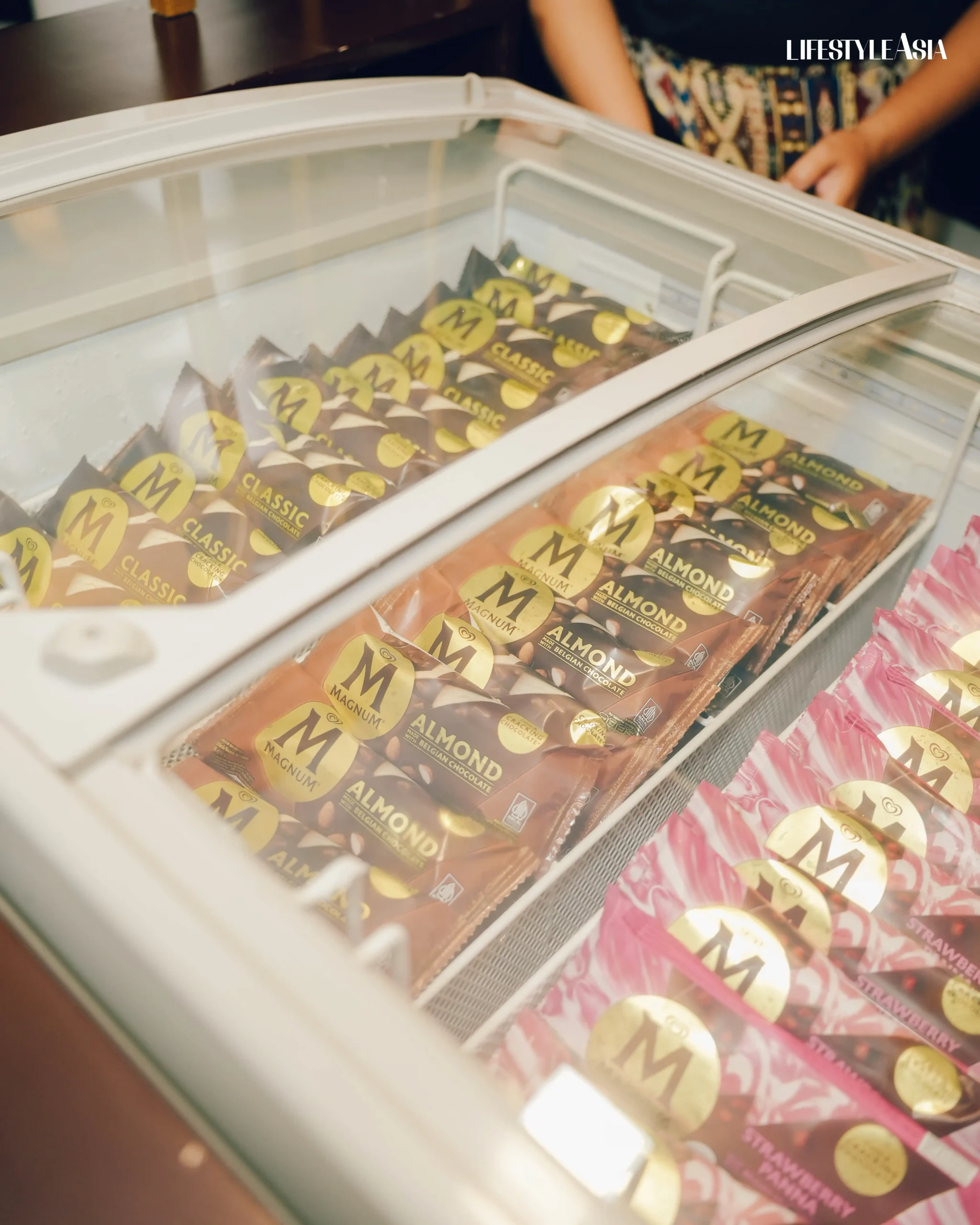 Magnum Cart at the Lost Weekend