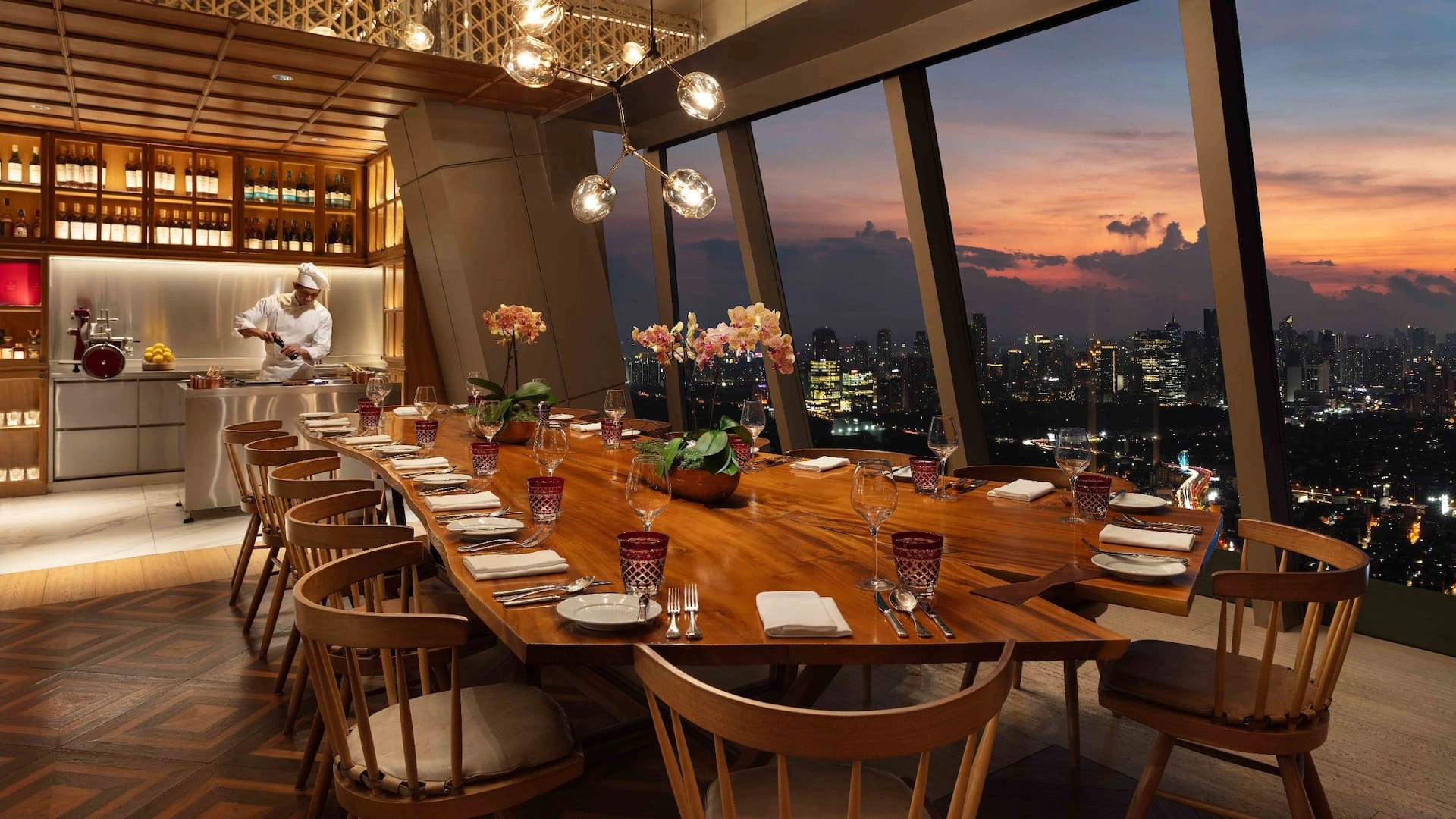 7 Dining Spots In And Near Manila With Good Food And Great Views