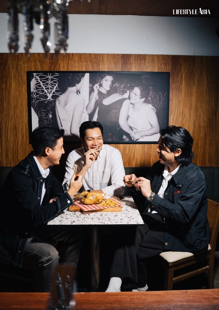 Max’s Restaurant Honors 80 Years Of Fried Chicken