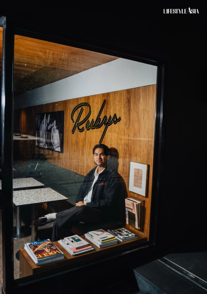 Max’s Restaurant Honors 80 Years Of Fried Chicken