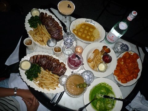 Messy, Not Perfect: The New Era of the Messy Girl