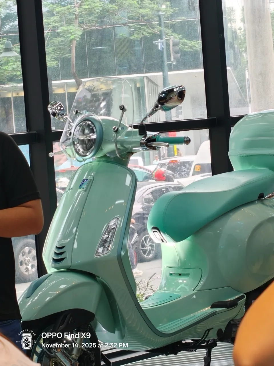 The OPPO Find X9: Keeping Up With the Chaos and Calm of Editorial Life