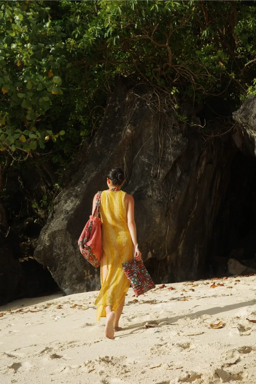 Simonita Resortwear: Versatile Summer Fashion