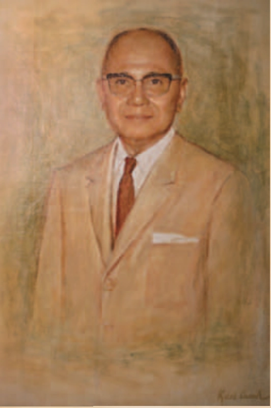 Max’s Restaurant Honors 80 Years Of Fried Chicken