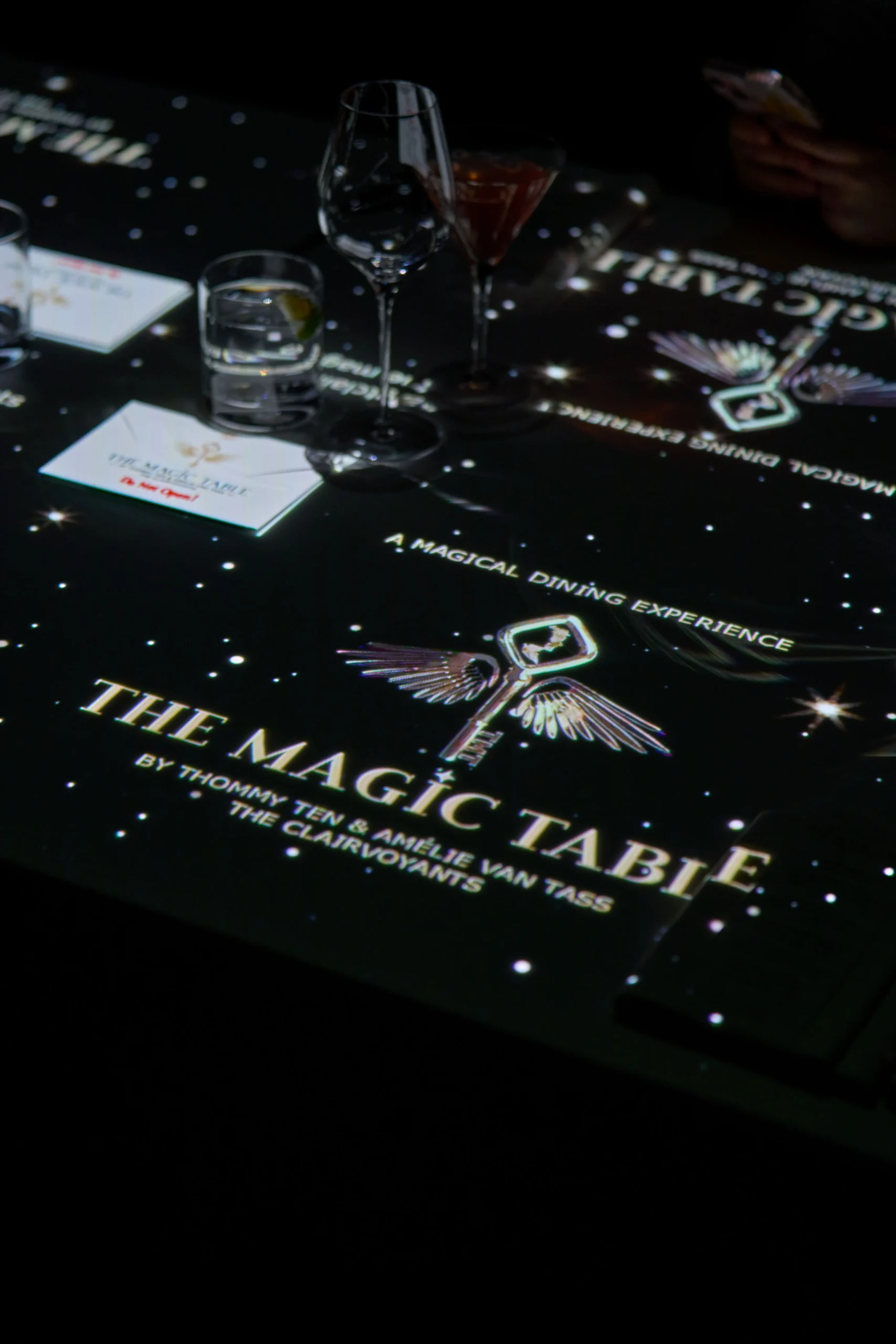 The Magic Table: An Interactive, Mind-Bending Dining Experience 
